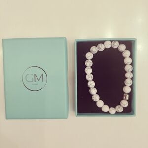 ✨ 4/$15 NWT Howlite Braclet